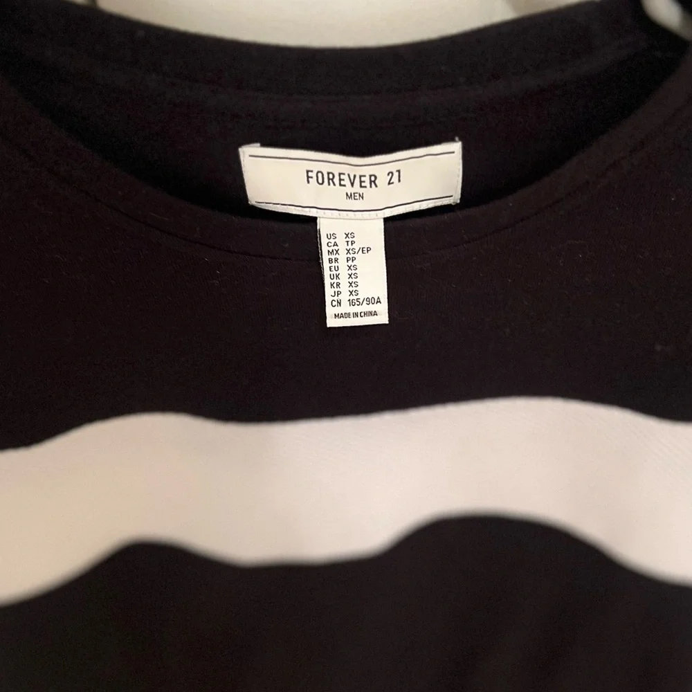 3/$19 Forever 21 color block wide stripe textured short sleeve shirt